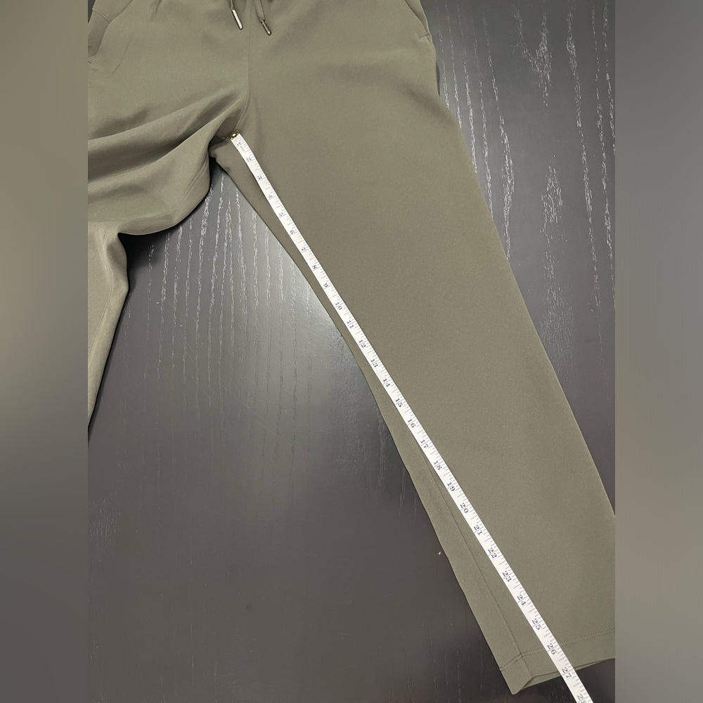 Lululemon On the Fly High Rise Pant - Picture 6 of 10